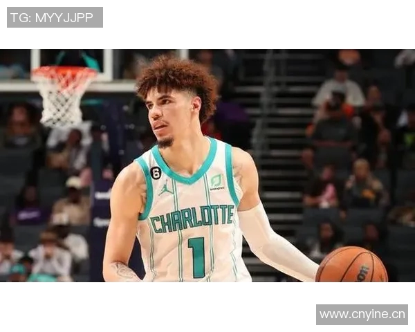 三球与黄蜂签下5年26亿合同未来3年仍有超13亿待兑现