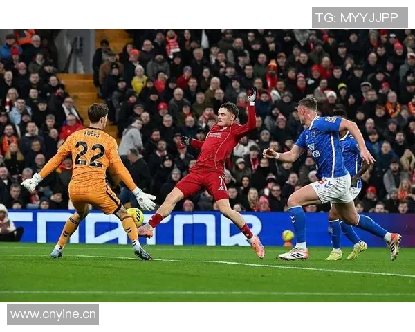 维尔茨精准横传加克波失误伊萨克射门偏出引发球迷失望